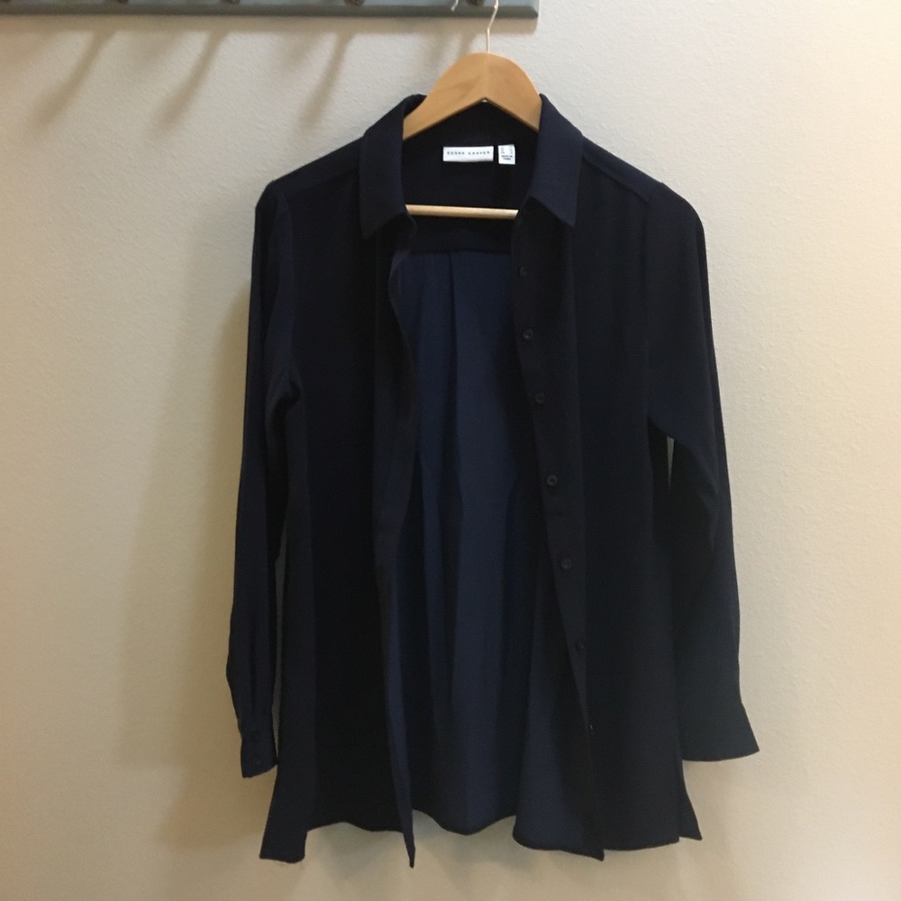 EUC Susan Graver Y-Neck Button-Down Blouse - XS